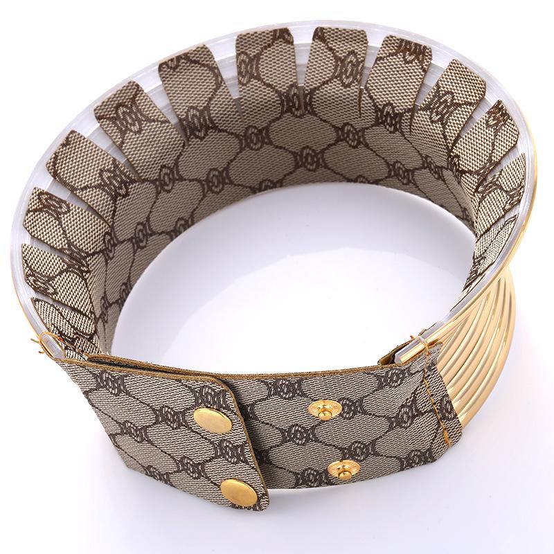 Collana Girocollo Larga in Met - Magnetic Clasp Cosplay recensione e prezzo