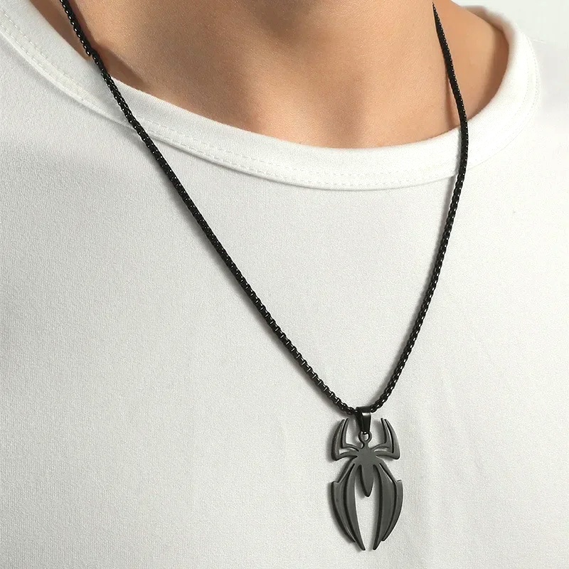 Collana Cosplay con Logo Anima - Magnetic Clasp Cosplay recensione e prezzo